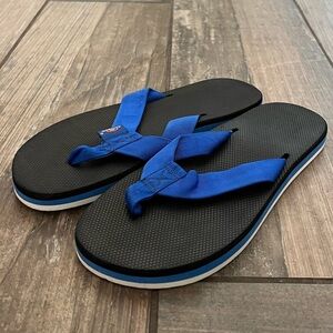 Rainbow Women’s sandals size large (7.5-8.5)